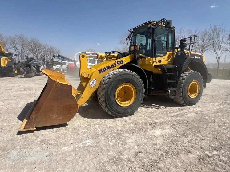 Used Komatsu Loader